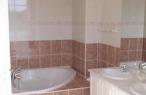 Biscarrosse Hotel | La Caravelle Logis