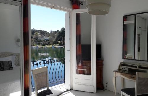 Biscarrosse Hotel | La Caravelle Logis