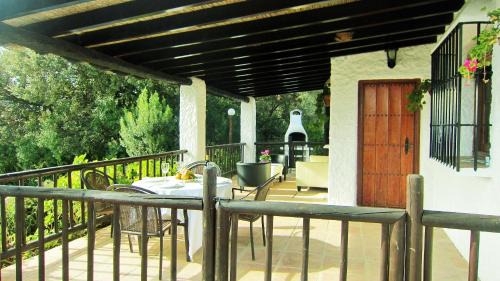 Alora House | La Casa de Alejandro
