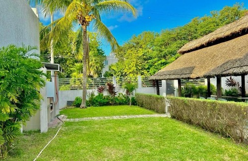 Downtown Cancun House | La Casa de Capi