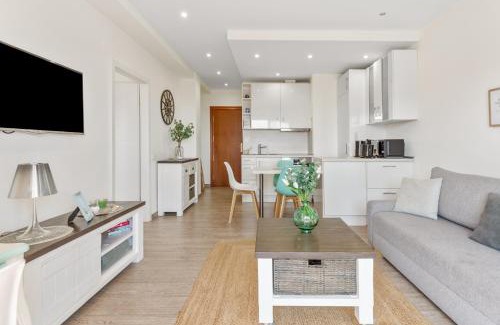 Nueva Andalucia Apartment | La Casa De Ludo