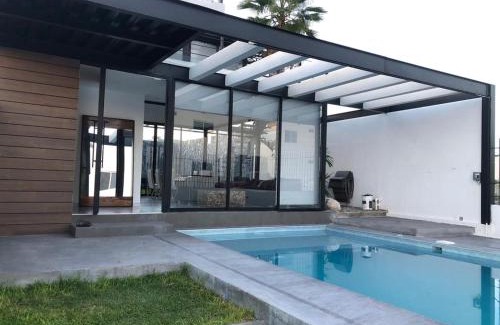 Tequesquitengo Villa | La Casa de Teques