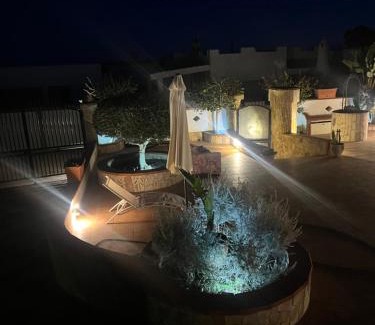 San Pietro in Bevagna Villa | La casa di Clelia Torre colimena porto cesareo salento esclusiva 2 piani con 6 camere doppie 3 bagni posti auto terrazza giardino 5 minuti dal mare
