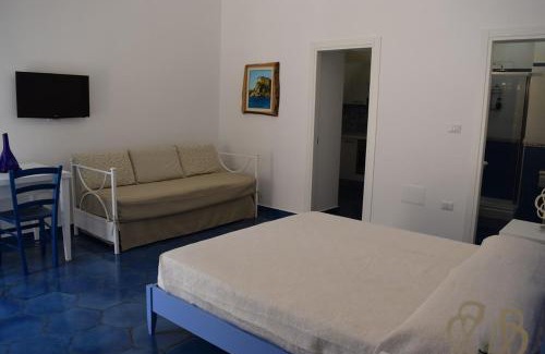 Procida Apartment | La Casa di Cirro