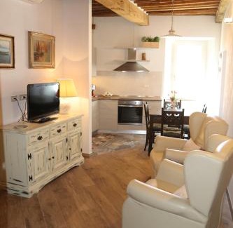 Piombino Apartment | La Casa di Montecristo Apartment