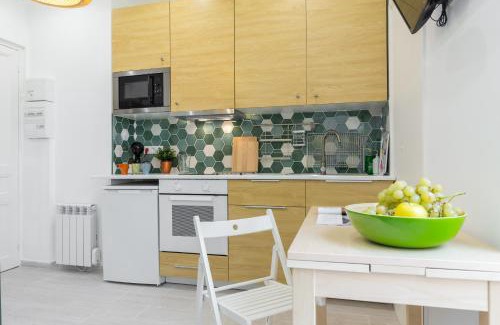Vernier Apartment | La Casa Madere- Centre ville prés gare - wifi -confort et cosy prés des transports en communs