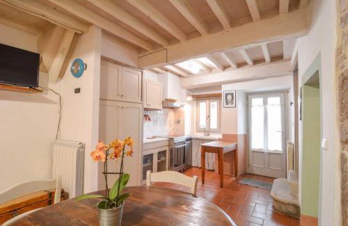 Collelungo House | la Casa sull'arco - Albergo diffuso Collelungo