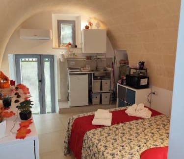Grottaglie Apartment | La Casaredda Guesthouse, 69-71