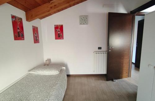 Medicina Apartment | La casetta del borgo