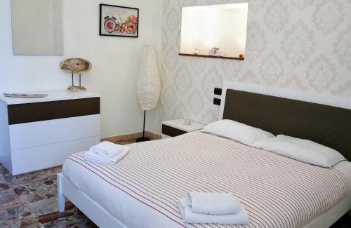 Torre Annunziata Apartment | La Casetta di Nonna Pina - Appartamento con cucina in pieno centro