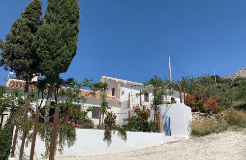 El Chorro House | La Casita Blanca- La Almona Chica