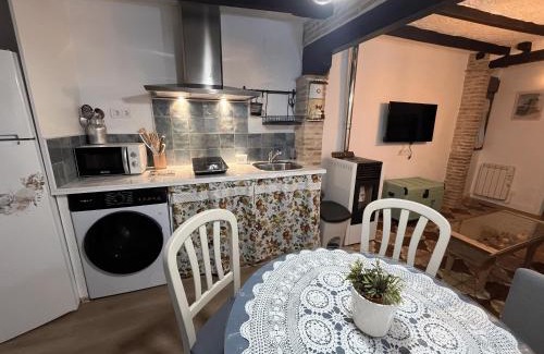 Arenas de San Pedro House | La Casita