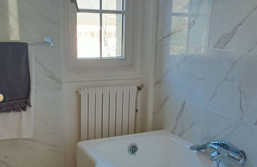 Auray House | LA CASTEL JEANNETTE PRESTIGE VILLA
