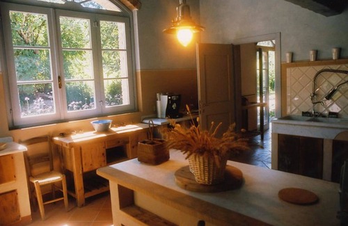 Lugagnano Val D'Arda Villa | La Cenerara - Holiday home in the country with swimming pool in Emilia-Romagna