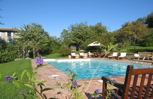Lugagnano Val D'Arda Villa | La Cenerara - Holiday home in the country with swimming pool in Emilia-Romagna