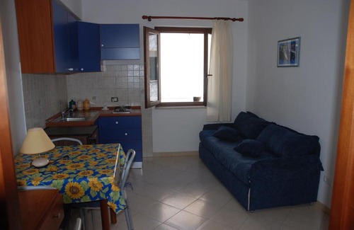 Ustica Apartment | La Cernia Bruna In Town