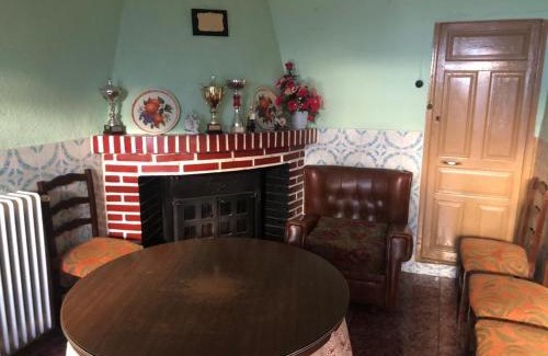 Ruidera House | La chimenea de la tía engracia