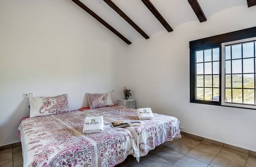 Montefrio Villa | La Choza De Mindo Montefrío by Ruralidays