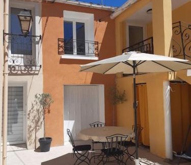 Bessan Apartment | La Cigale - Piscine - Centre village
