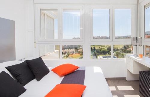 Torremolinos Apartment | La Colina