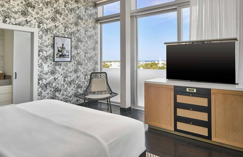 Historic Seaport Hotel | La Concha Key West, Autograph Collection