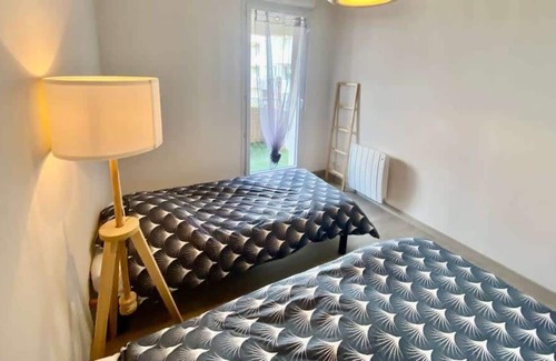 Poitiers Apartment | La Coquille: bright, cozy, 3 min from Parc Expo