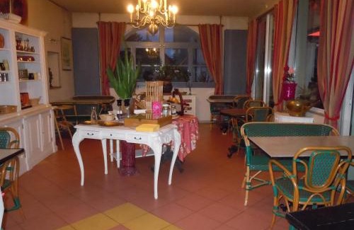 Montrichard Val de Cher Hotel | La Croix Blanche