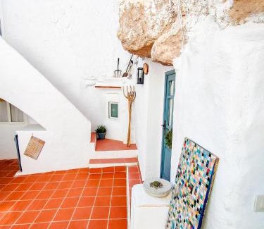 Alcala del Jucar House | La Cueva Blanca