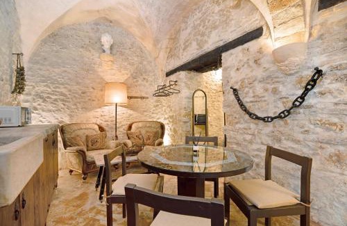 Medina-Sidonia Apartment | La cueva de medina-sidonia