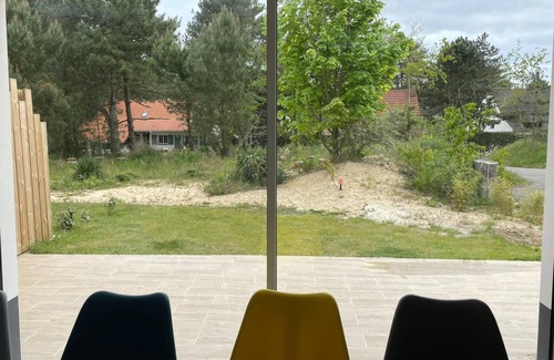 Hardelot-Plage Villa | "La Dune des Pins" small condominium accommodation