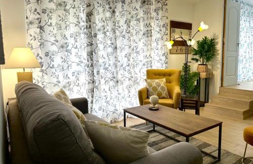 La Esperanza Apartment | La Esperanza Apartaments