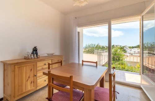 Llanca Apartment | La Farella 63 - Apartamento con terraza y vistas