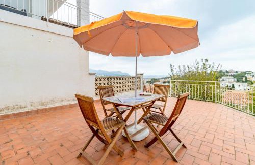 Llanca Apartment | La Farella 63 - Apartamento con terraza y vistas