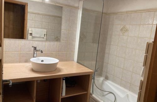 Notre-Dame-de-Bellecombe Apartment | La Ferme Des Favrays