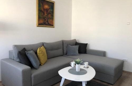 Novi Beograd Apartment | La Fontana
