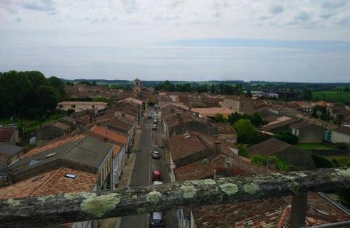 Blasimon Apartment | La Fricatour au Domaine de Brandeau
