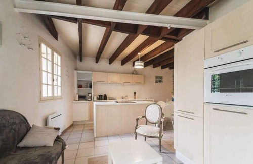 Liniers Cottage | La Garde: nice cottage of character for 4/5 pers