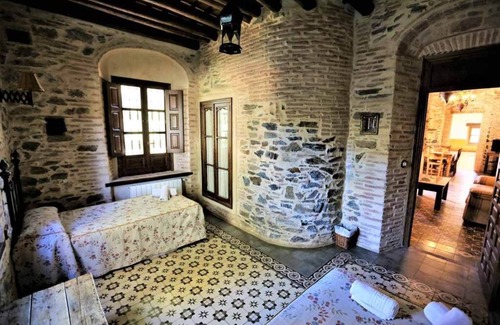 Cazalla De La Sierra Cottage | La Garza Real