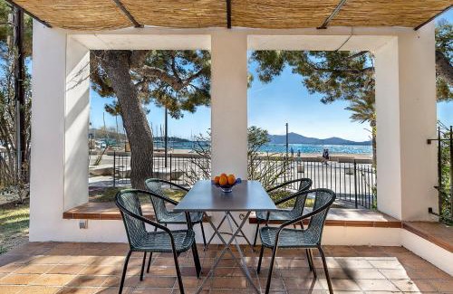 Puerto de Pollensa Apartment | LA GOLA APARTMENT, First-line Beachfront, Newly Refurbished