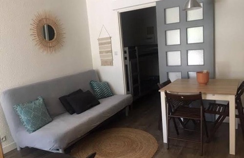 La Petite Motte Apartment | La Grande Motte garden apartment with air conditioning