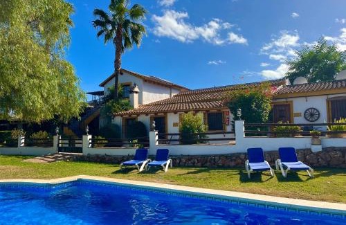 Alhaurin el Grande Resort | La Granja de Antonio