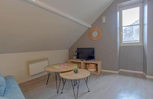 Brive-la-Gaillarde Apartment | La haute république