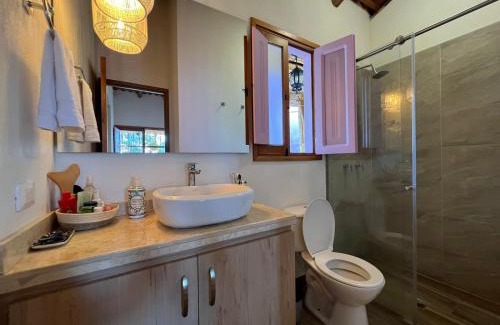 Gigante House | LA HERMOSA CASA AMARILLA