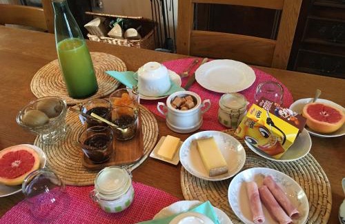 Epeigne-les-Bois Bed & Breakfast | La Lézardière