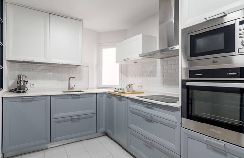 Embajadores Apartment | La Latina Life - 2-Bedroom Apartment with Balcony