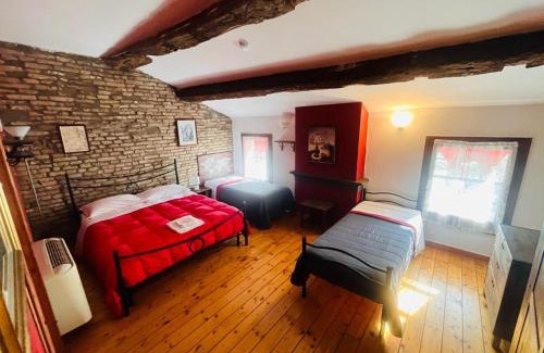 Medelana House | La Locanda degli Artisti