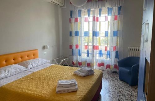 Chiaravalle Hotel | La Locomotiva Rooms