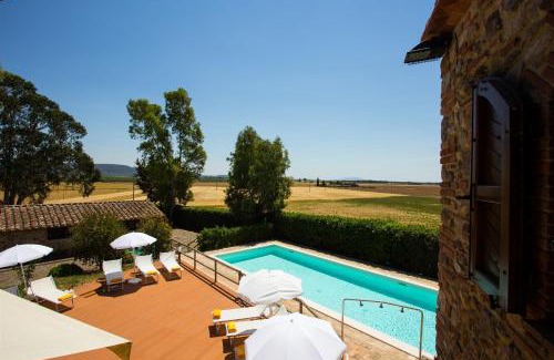 Gavorrano Villa | LA MAGIA 8&2, Emma Villas