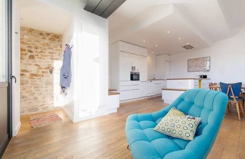 Avranches House | la Maison de Ville, la Maison de Ville | babyfoot | calme | jardin | familial