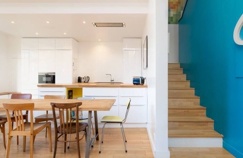 Avranches House | la Maison de Ville, la Maison de Ville | babyfoot | calme | jardin | familial